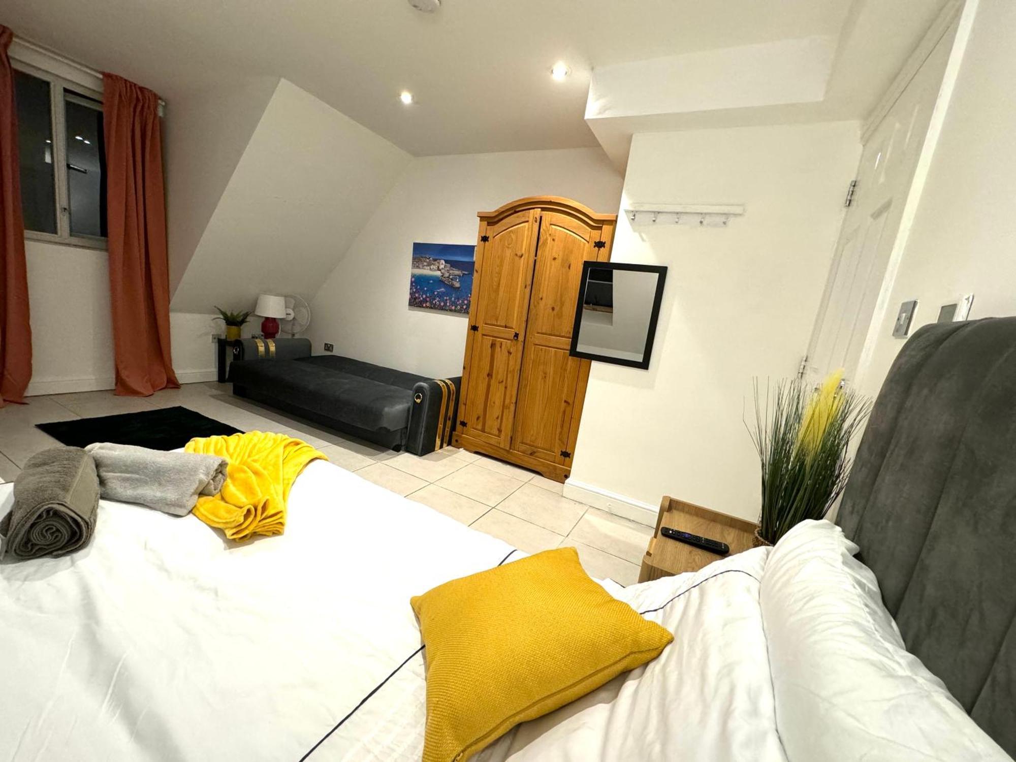 Guest house A Modern Luxury Penthouse Close To Tower-hil-canary Wharf-central
